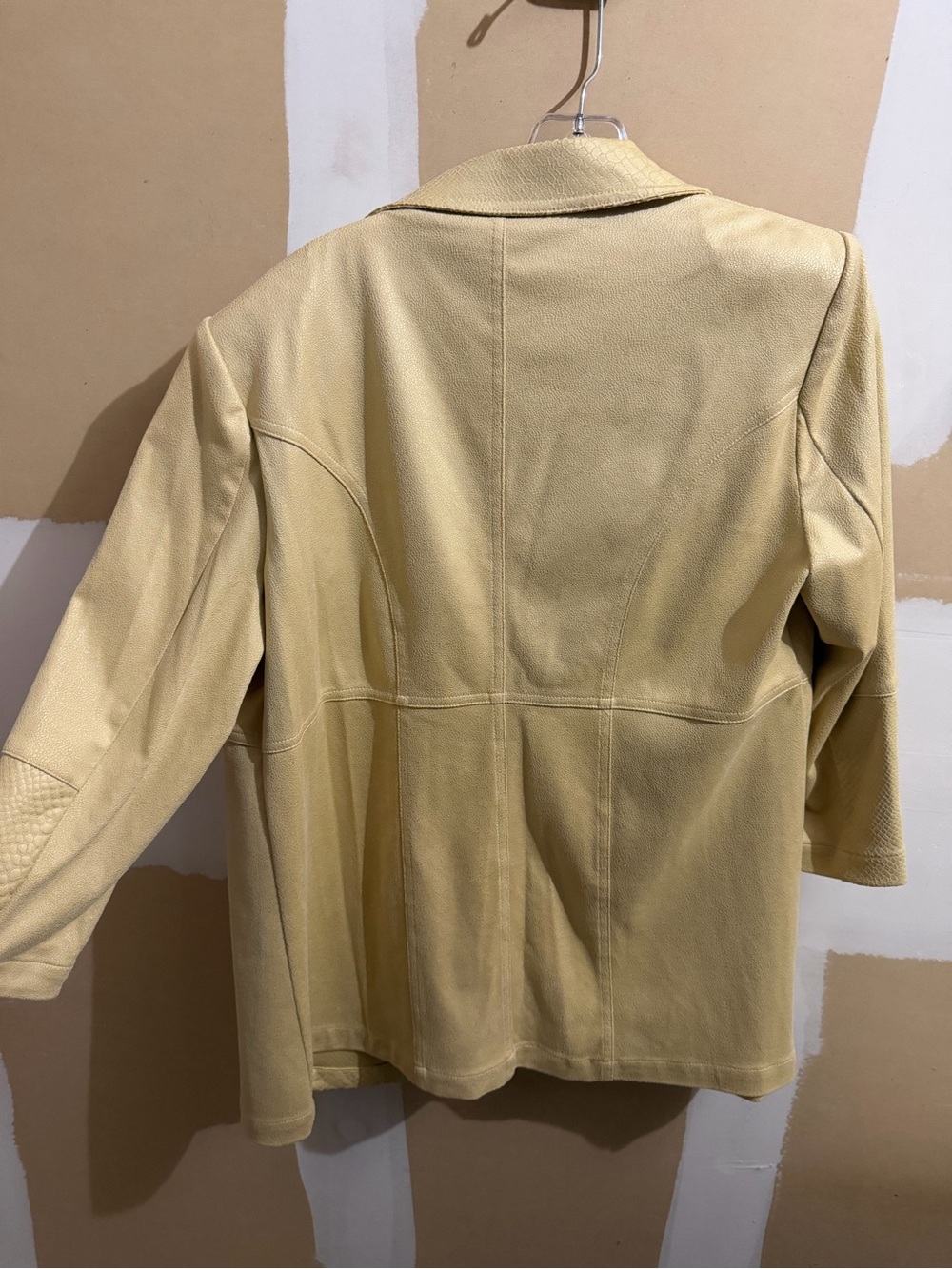 Multiples Cream Textured Zip-Front Decorative-Button Jacket - Picture 5 of 6